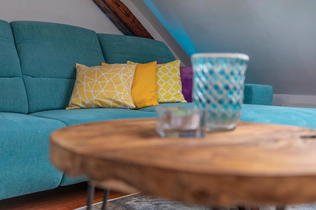 Beautiful And Romantic Penthouse With Two Terraces Братислава Екстер'єр фото