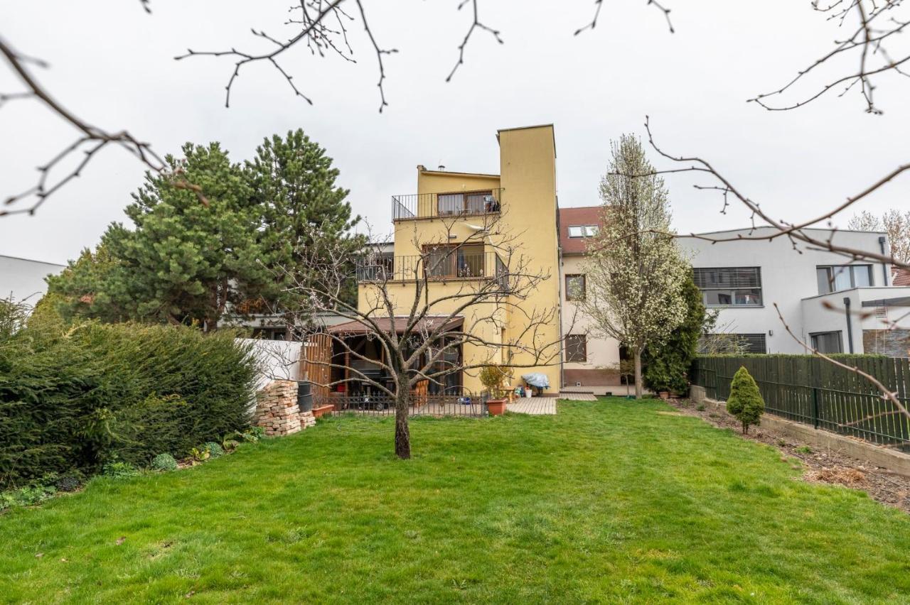 Beautiful And Romantic Penthouse With Two Terraces Братислава Екстер'єр фото